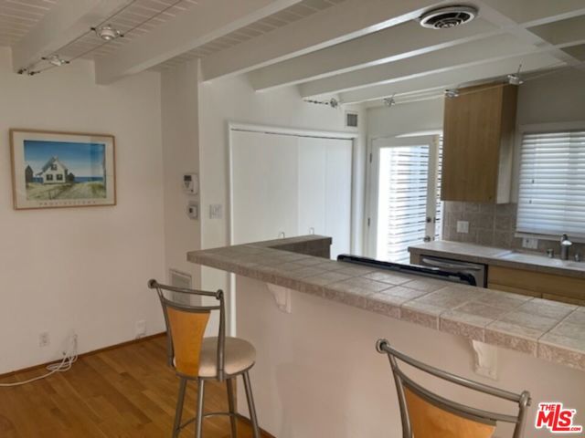 516 1/4 N San Vicente Boulevard, West Hollywood CA: https://media.crmls.org/mediaz/6913f4a4-87d5-4c47-bdf3-99b31edf0e9b.jpg
