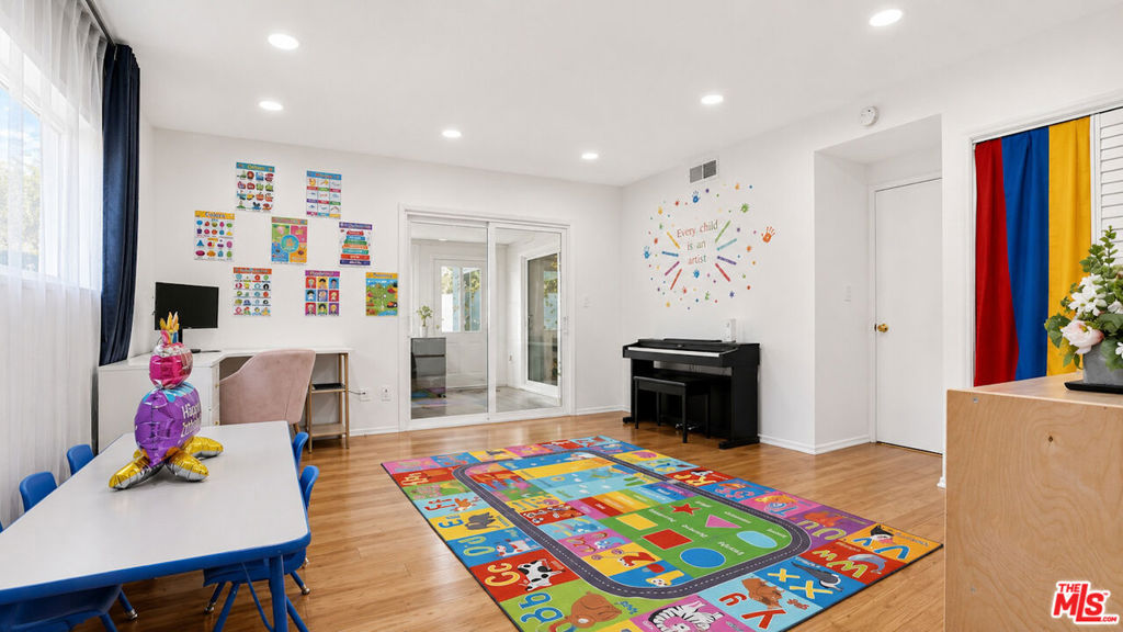 MLS #26859941 image #33