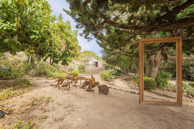 8543 Carmel Valley Road, Carmel Valley CA: https://media.crmls.org/mediaz/691535de-dabc-40c7-b3e3-00672442770e.jpg