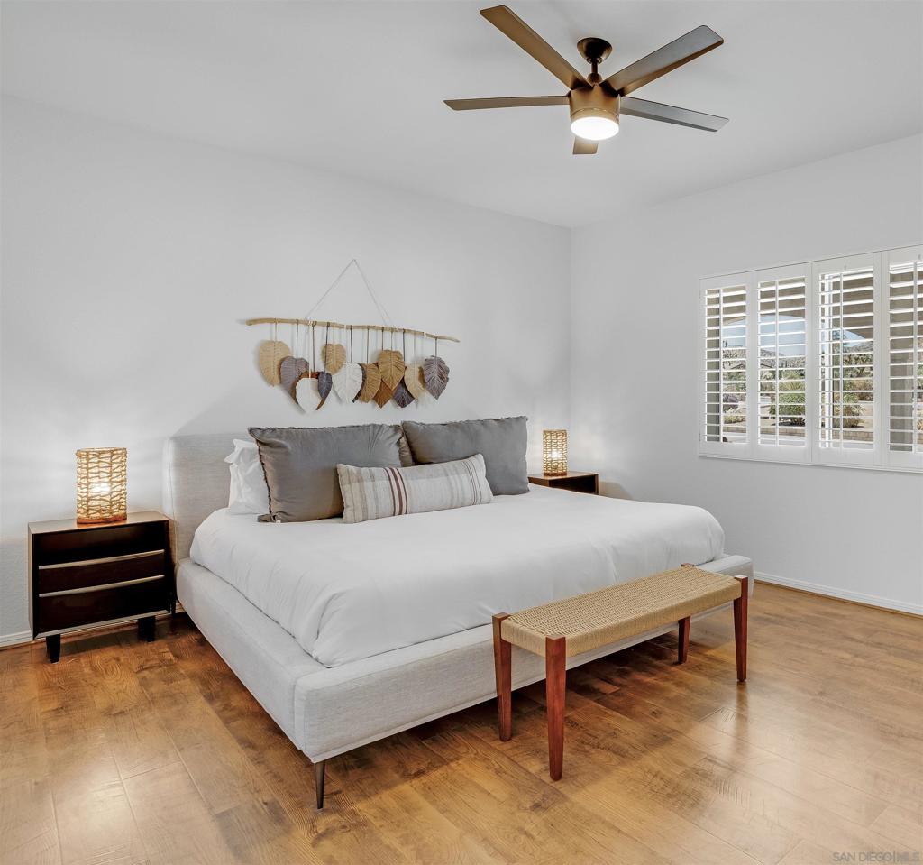 MLS #250036925SD image #23