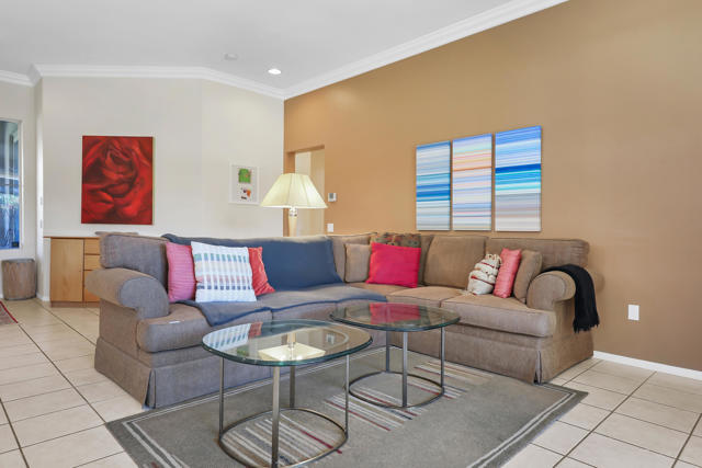 80179 Royal Birkdale Drive, Indio CA: https://media.crmls.org/mediaz/6915d54c-d753-4454-9cfd-49a8cbedf353.jpg