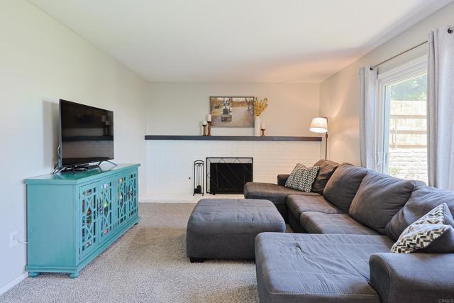 Detail Gallery Image 17 of 53 For 10225 Molino, Santee,  CA 92071 - 5 Beds | 2/1 Baths