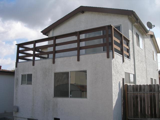 1576 Acheson Street, San Diego CA: https://media.crmls.org/mediaz/6916916c-20ea-4d70-8c81-2d8a56bef092.jpg
