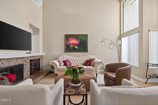 Detail Gallery Image 10 of 43 For 1216 Mission Verde Dr. Dr, Camarillo,  CA 93012 - 2 Beds | 2/1 Baths