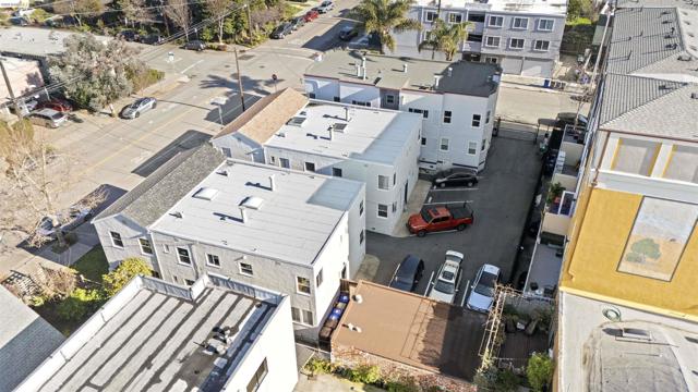 Image 3 of 42 For 4045 Manila Ave