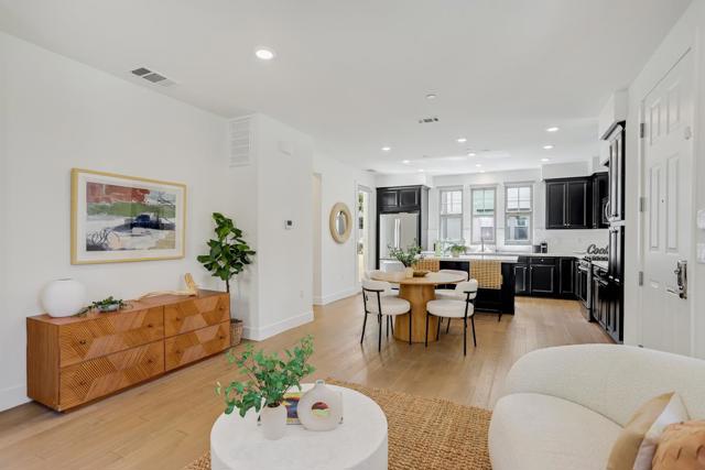 14 Catania, Fremont CA: https://media.crmls.org/mediaz/6918e9de-da44-4d18-9d41-acaa1647e738.jpg