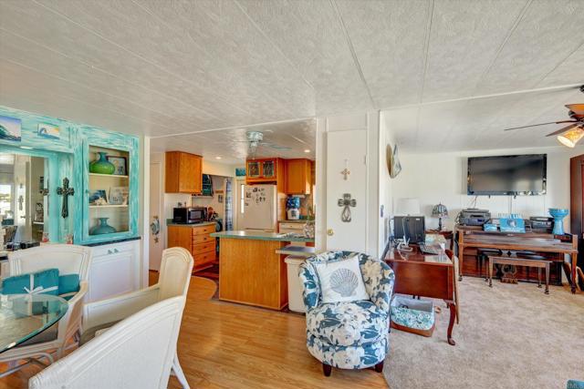269 Quail Lane, Oceanside CA: https://media.crmls.org/mediaz/691918ae-f4bc-479c-b17f-9445ba624f9c.jpg