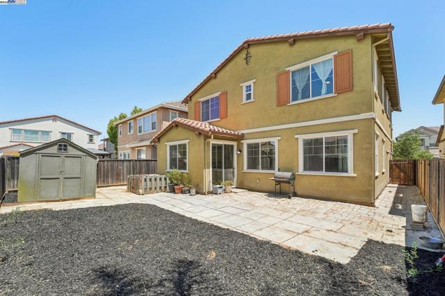 4778 Hawkins St, Antioch CA: https://media.crmls.org/mediaz/69199d76-aa74-4da0-ab3a-18482cf13b84.jpg
