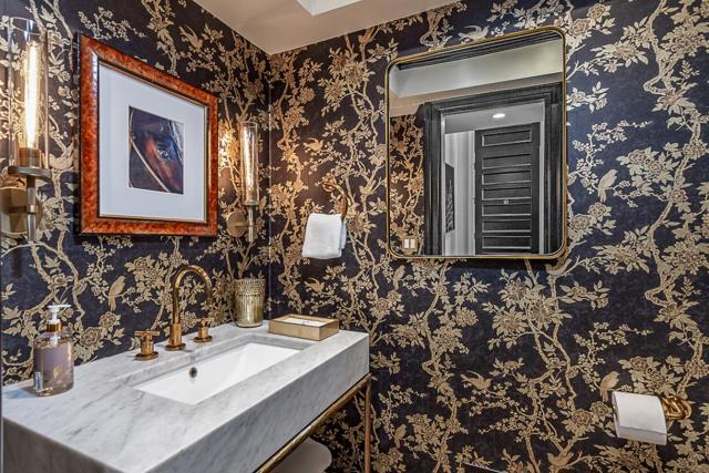 410 Sand Hill Circle, Menlo Park CA: https://media.crmls.org/mediaz/6919eb6e-4977-4c26-97db-fba56323f865.jpg