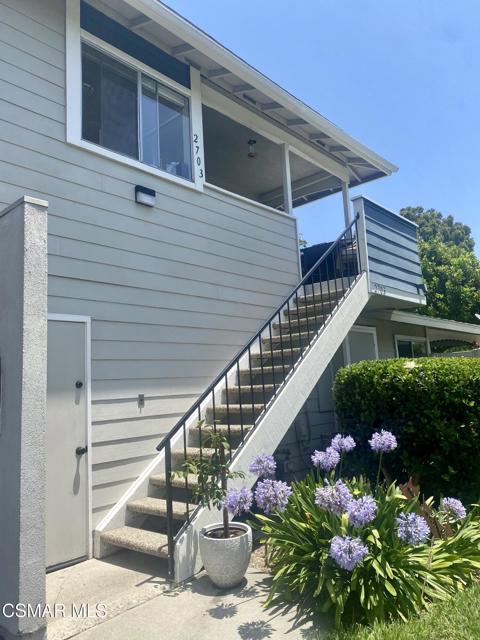 2703 Meadowwood, Santa Ana CA: https://media.crmls.org/mediaz/691ce072-3aa9-4dbf-8f64-58828cc6217b.jpg