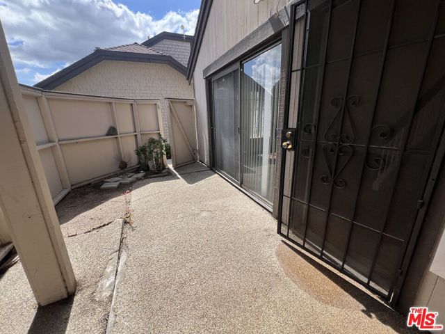 7225 Shoup Avenue, 32 photo 3