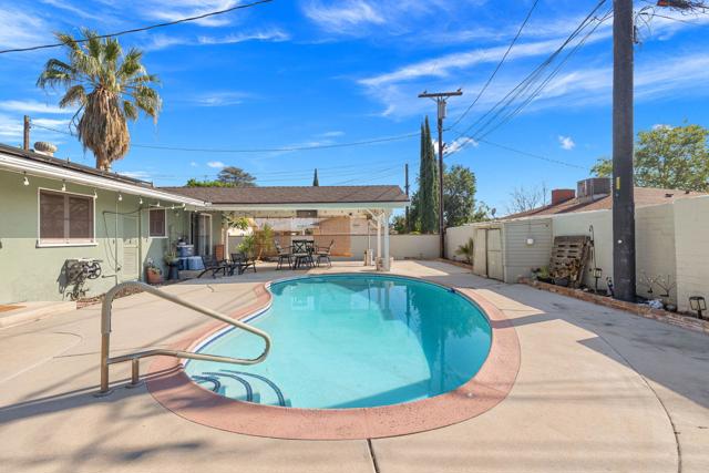 3774 Maywood Court, San Bernardino CA: https://media.crmls.org/mediaz/691fc423-d051-4d15-8b0e-ff6d03871904.jpg