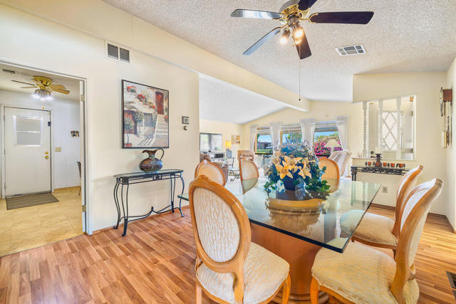 73470 Desert Greens N Drive, Palm Desert CA: https://media.crmls.org/mediaz/692007e6-d93c-43c7-aea8-19824740cc9b.jpg