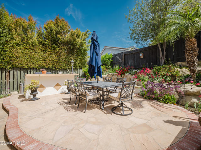 709 Zinnia Court, Thousand Oaks CA: https://media.crmls.org/mediaz/692021d3-6b3c-4e8e-beeb-ccb7a1a6f3d6.jpg