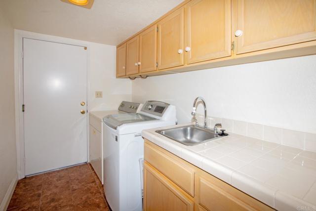 Detail Gallery Image 21 of 50 For 344 via Del Astro, Oceanside,  CA 92057 - 4 Beds | 2/1 Baths