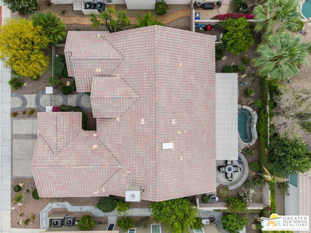 35707 Stonebriar Drive, Palm Desert CA: https://media.crmls.org/mediaz/69209912-821d-43d8-a083-e39ad9d386e6.jpg