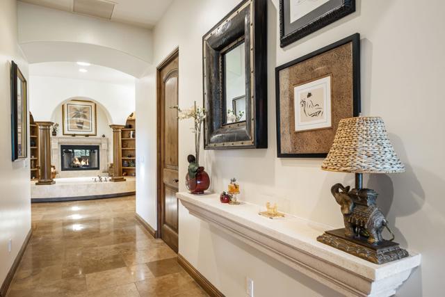 81874 Couples Court, La Quinta CA: https://media.crmls.org/mediaz/6920a18d-01de-4d63-82e7-e0e0f6a25a9c.jpg