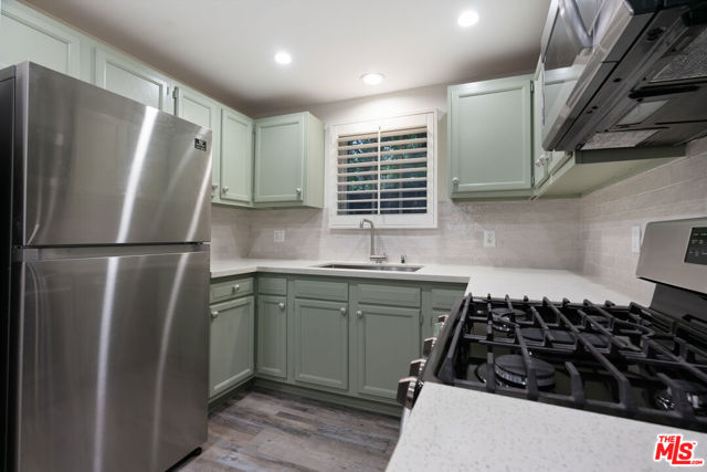 483 Sturtevant Drive, Sierra Madre CA: https://media.crmls.org/mediaz/6921296e-ae33-472e-93d4-1f1b30f7449b.jpg