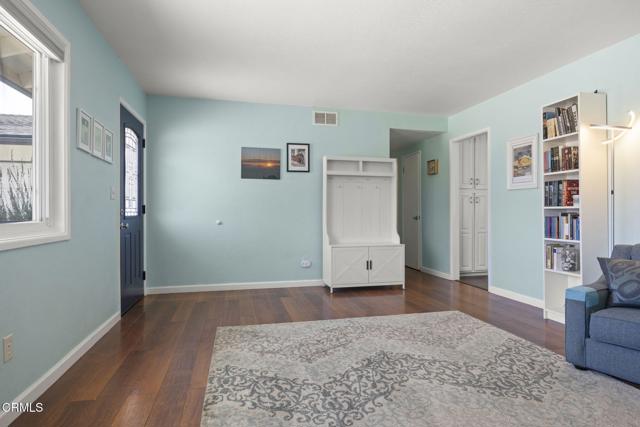709 Walker Avenue, Camarillo CA: https://media.crmls.org/mediaz/6924ae5b-4f7f-41d0-aba3-47d4977f7315.jpg