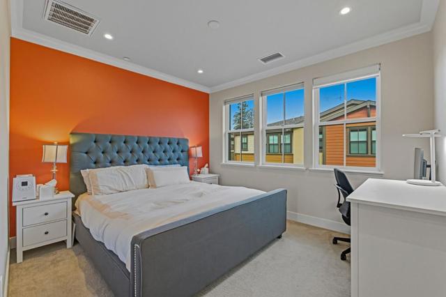 347 N Rengstorff Avenue, Mountain View CA: https://media.crmls.org/mediaz/6925dfdd-520f-46f0-981c-303b1baaa022.jpg