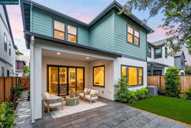 Image 31 of 38 For 257 Haleena Place