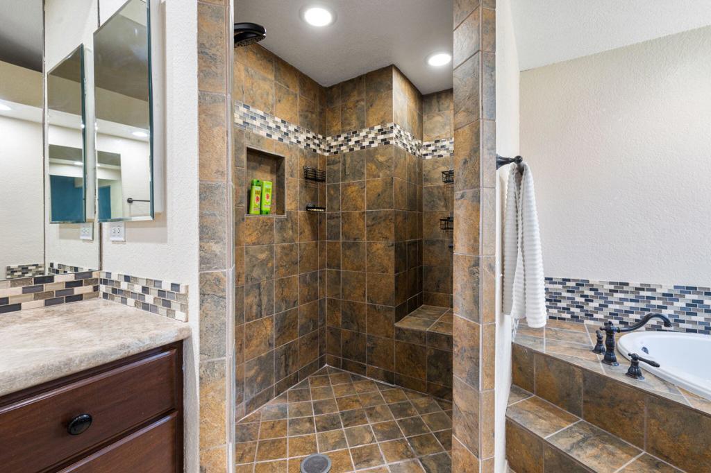 MLS #219134308DA image #31