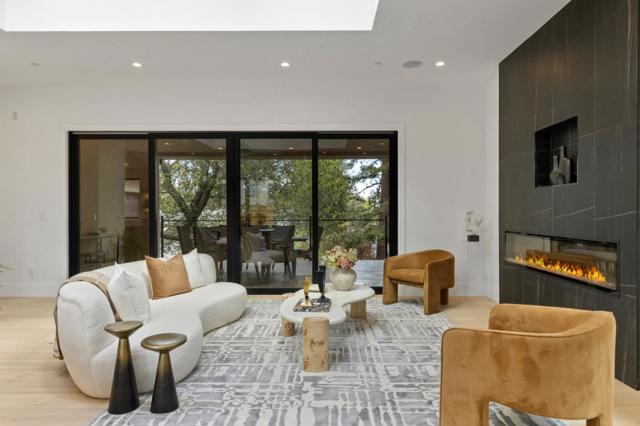 18061 Saratoga Los Gatos Road, Monte Sereno CA: https://media.crmls.org/mediaz/692a22ef-da52-4dfd-9a40-a11c0e079832.jpg