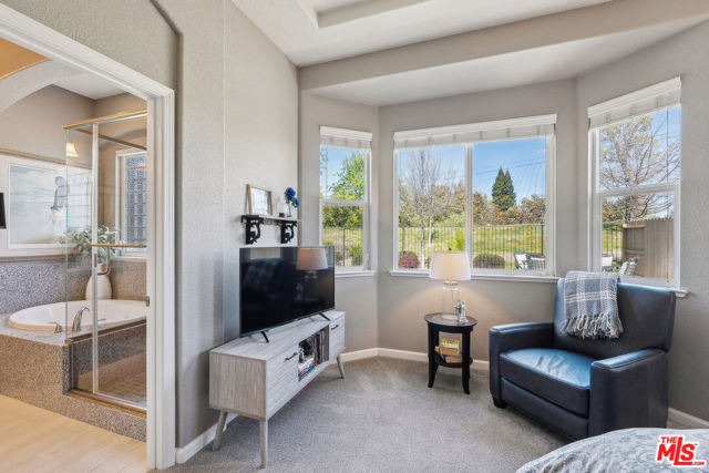 11051 Fiore Drive, Rancho Cordova CA: https://media.crmls.org/mediaz/692a3e28-a790-4b7d-9017-562a9ca26cd4.jpg
