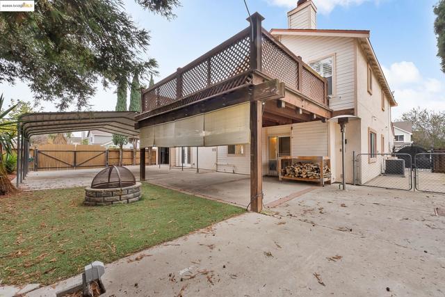 5130 Kegan Ln, Oakley CA: https://media.crmls.org/mediaz/692c4ffe-95ac-4f4e-a246-257ef57f4c46.jpg