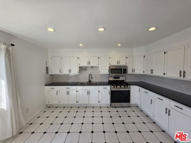 4822 Mascot Street, Los Angeles CA: https://media.crmls.org/mediaz/692d6f67-c18d-4892-86d8-d8ad7f80962a.jpg