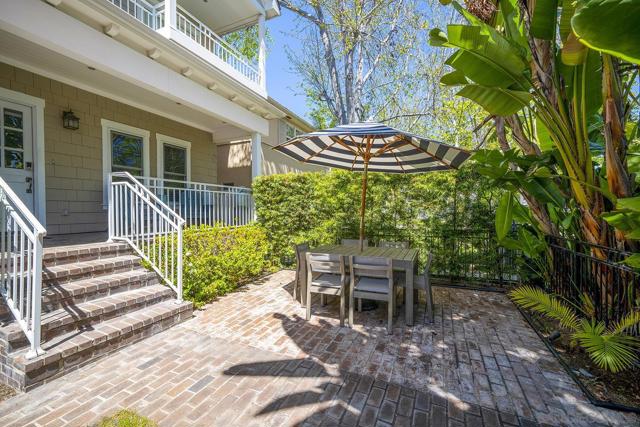 722 F Avenue, Coronado, California 92118, 4 Bedrooms Bedrooms, ,3 BathroomsBathrooms,Single Family Residence,For Sale,F Avenue,250019935SD