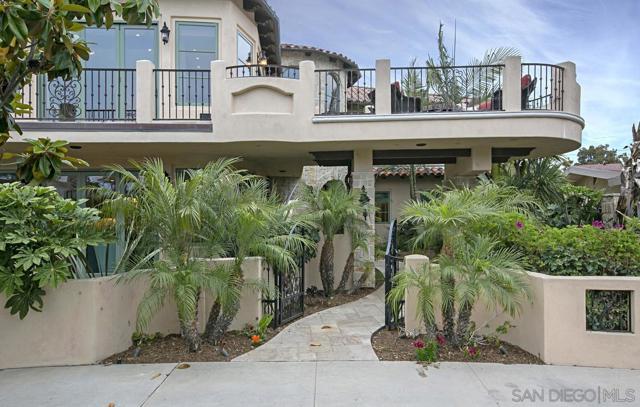 1150 Pine St, Coronado CA: https://media.crmls.org/mediaz/692fc2e9-eb80-42a1-b3a2-89a4c1f8c7ce.jpg