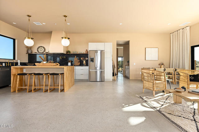 60679 Trentwood Drive, Joshua Tree CA: https://media.crmls.org/mediaz/692ff931-a324-4d0f-866c-4738588139fe.jpg