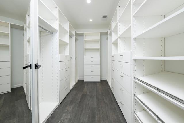 2721 Comstock Circle, Belmont CA: https://media.crmls.org/mediaz/69300a92-b3d2-42c9-9af7-60a525d28aae.jpg