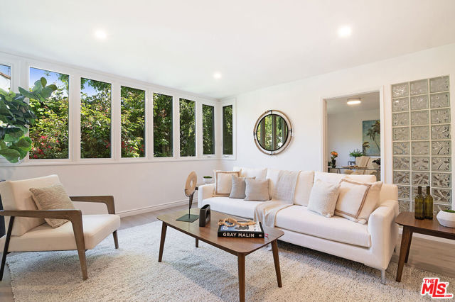 10725 Ohio Avenue, Los Angeles CA: https://media.crmls.org/mediaz/69302f55-1b1d-43c8-8b4f-1e25cffcf740.jpg