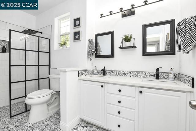 369 Myrtle Ln, Oakley CA: https://media.crmls.org/mediaz/6931047e-7410-415f-8e28-bfd3c5094caa.jpg