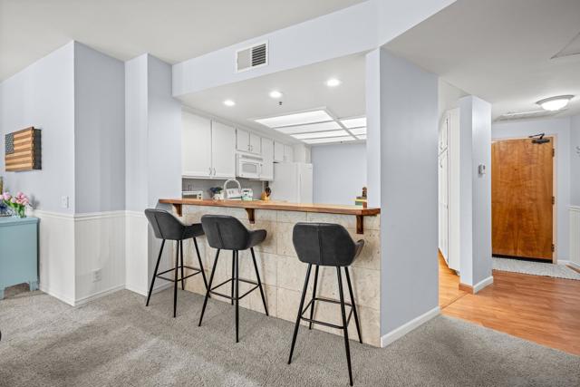 5895 Friars Rd, San Diego CA: https://media.crmls.org/mediaz/69316dfc-a3e1-4546-ba58-570d737174bb.jpg