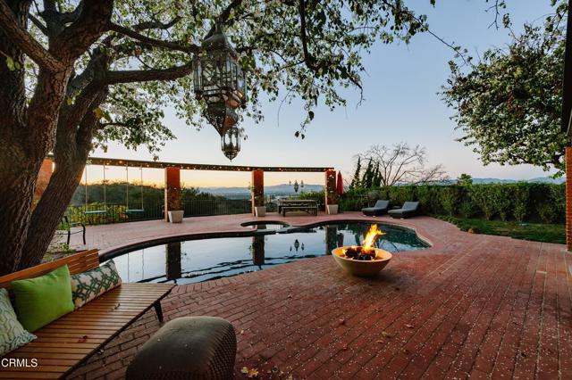 Detail Gallery Image 30 of 33 For 14593 Deervale Pl, Sherman Oaks,  CA 91403 - 4 Beds | 4 Baths