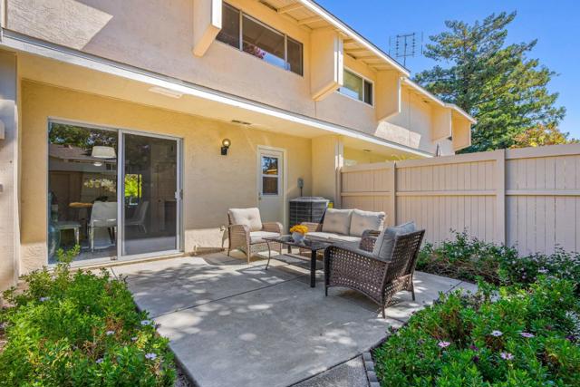 1273 Picasso Drive, Sunnyvale CA: https://media.crmls.org/mediaz/6932e61e-255f-449d-a39b-01f94ea1ca32.jpg