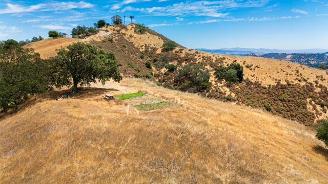 0 Oak Glen Avenue, Morgan Hill CA: https://media.crmls.org/mediaz/6933690f-1197-4e09-9912-646a208d19af.jpg