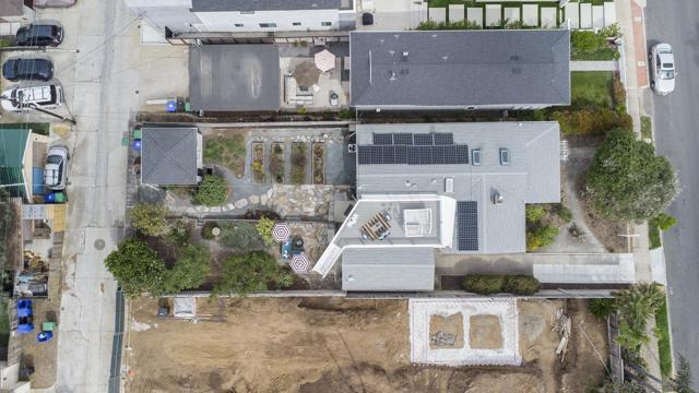 4655 Coronado Ave., San Diego CA: https://media.crmls.org/mediaz/693392b7-3d19-41d8-abec-6849edb583cc.jpg