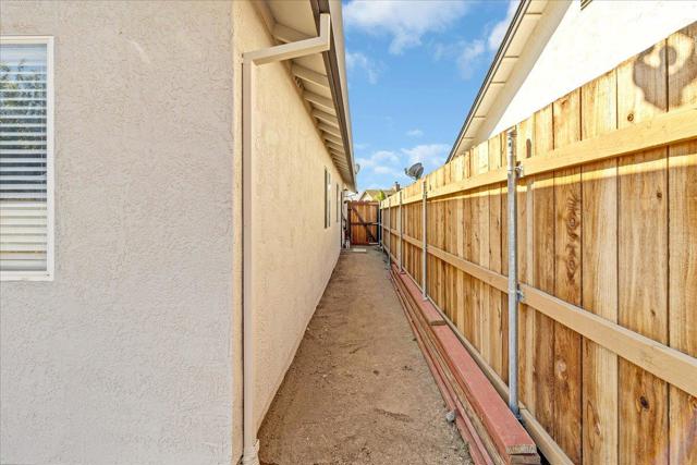 715 Skinner Street, Soledad CA: https://media.crmls.org/mediaz/6933ed17-b9e7-486a-8447-5dc0aea898fc.jpg