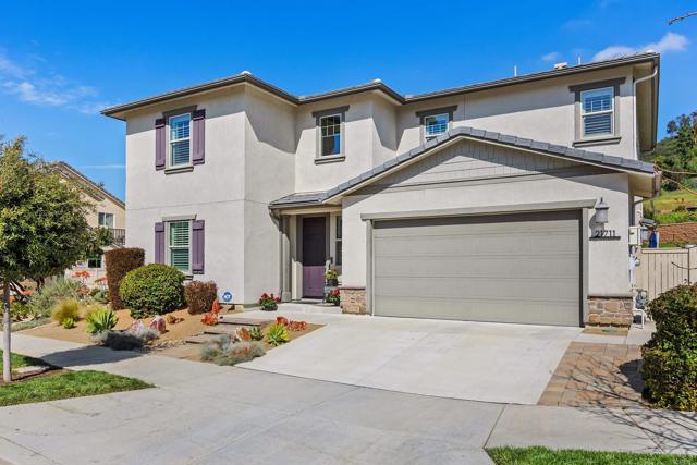 Detail Gallery Image 2 of 49 For 21711 Deer Grass Dr, Escondido,  CA 92029 - 4 Beds | 3/1 Baths