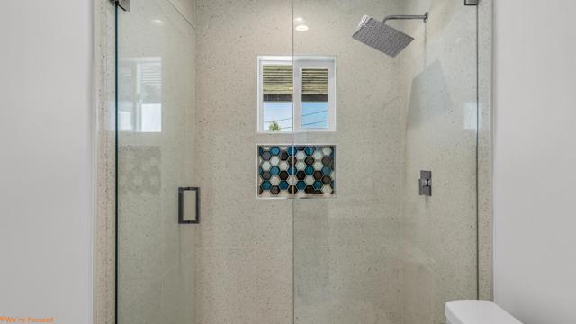 567 W Sunview Avenue, Palm Springs CA: https://media.crmls.org/mediaz/6934d01a-71ea-4c15-b128-9ccf04611404.jpg