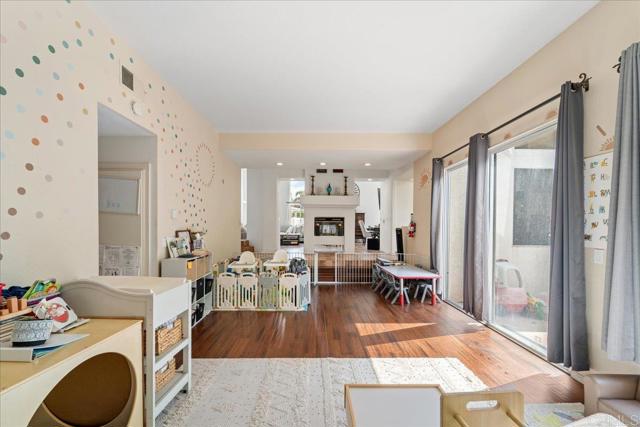 4981 Marin Drive, Oceanside CA: https://media.crmls.org/mediaz/693514b0-377d-4b83-8b18-00f14542b228.jpg