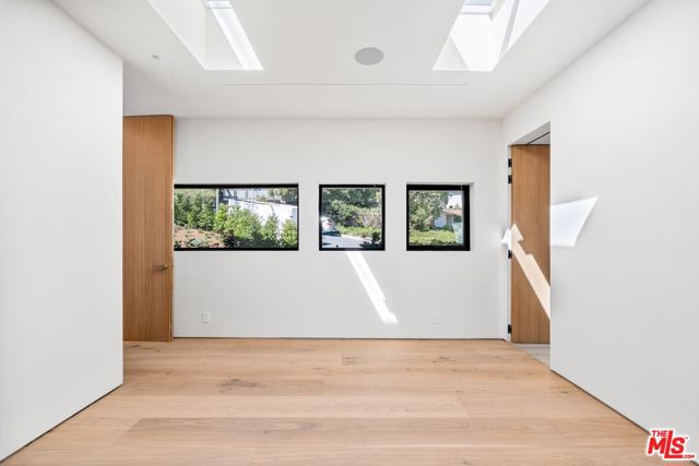 Drew Fenton | 2501 Banyan Drive Los Angeles CA | MLS: 7450499 Drew Fenton | 2501 Banyan Drive Los Angeles CA | MLS: 7450499