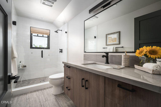850 Sienna Way, Santa Ynez CA: https://media.crmls.org/mediaz/693627aa-66d1-4530-a102-525fecaa1925.jpg