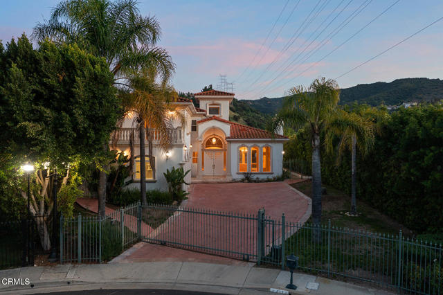 Detail Gallery Image 38 of 39 For 4174 Elm View Dr, Los Angeles,  CA 91316 - 5 Beds | 5 Baths