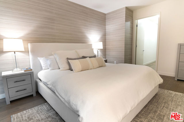 1755 Ocean Avenue, Santa Monica CA: https://media.crmls.org/mediaz/69384ae6-c47f-4aad-8d8e-396f490ed121.jpg