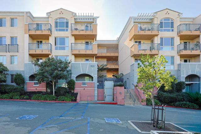 3887 Pell Place, San Diego CA: https://media.crmls.org/mediaz/6938d104-4494-446f-b53d-eec17d8e1bcb.jpg